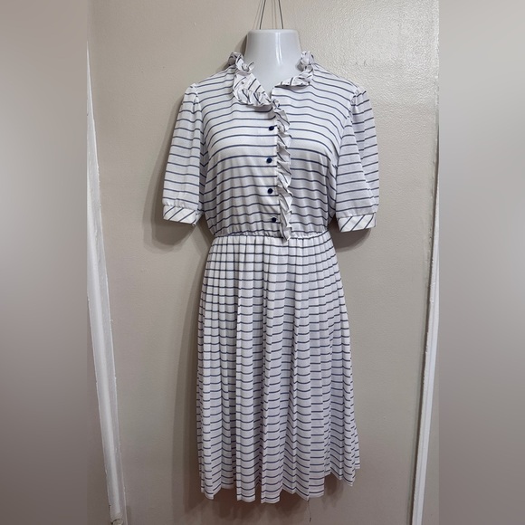 Dresses & Skirts - Vintage Striped White and Navy Women's Dress